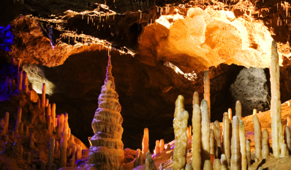 Die Teufelshöhle in Pottenstein feiert 100. Geburtstag. Foto: Tourismusbüro Pottenstein