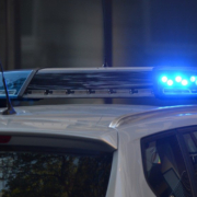 Die Polizei Münchberg stellte bei zwei Autofahrern drogentypisches Verhalten fest. Symbolfoto: Pixabay