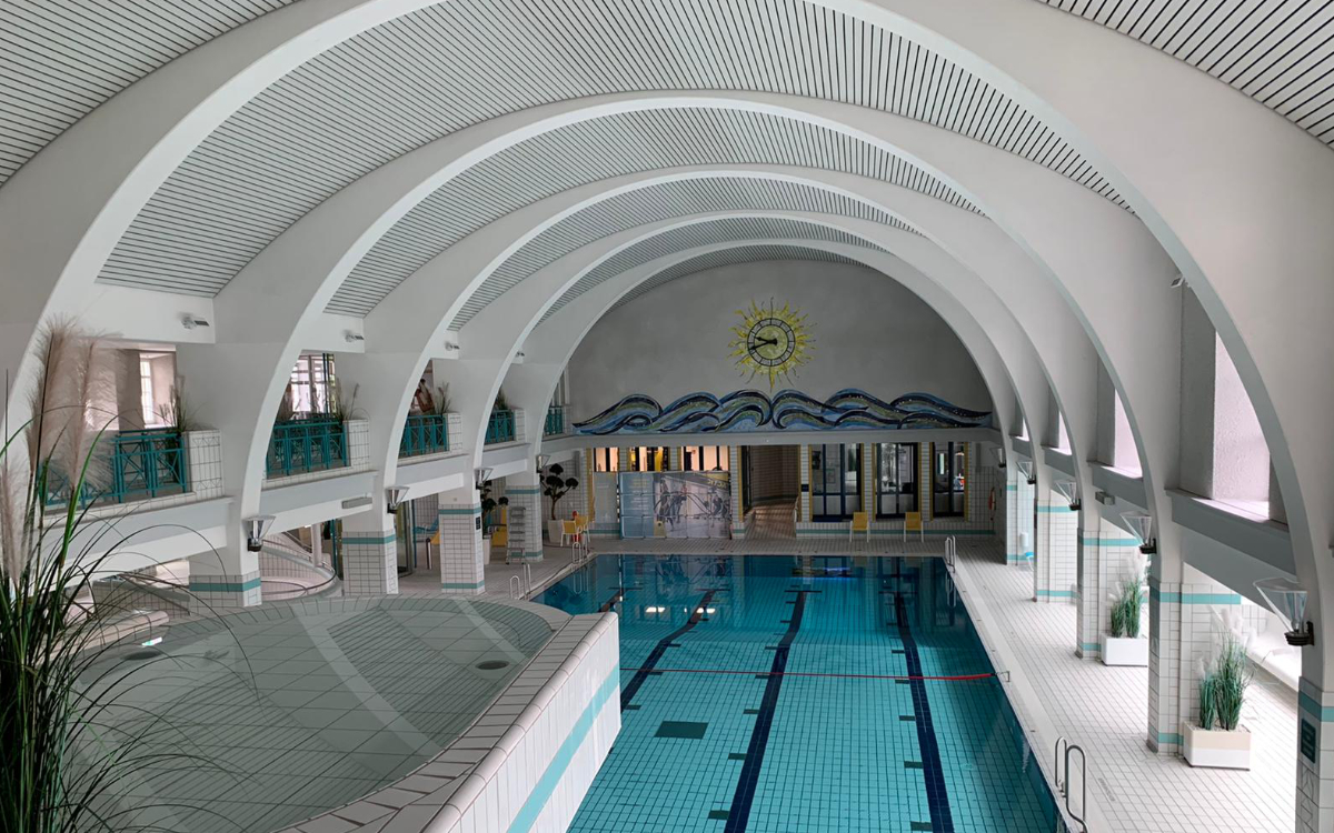 Das Bayreuther Stadtbad ist eine unverzichtbare Einrichtung, um das Schwimmen zu lernen. Archivfoto: Katharina Adler