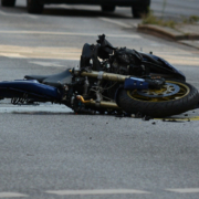 Im Landkreis Bamberg wurde ein Motorradfahrer schwer verletzt. Symbolbild: pixabay