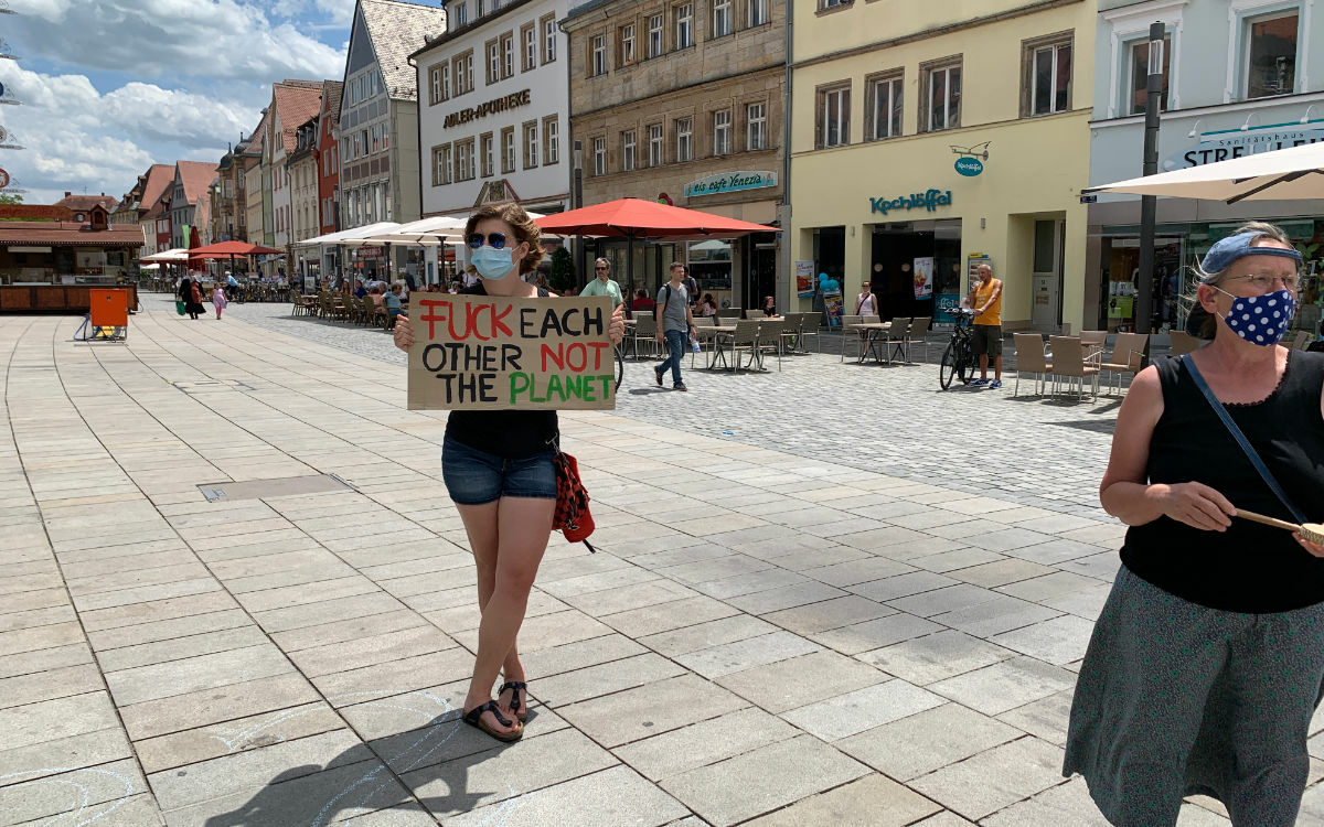 Die Students for Future demonstrierten in Bayreuth gegen den späten Kohleausstieg 2038. Foto: Katharina Adler