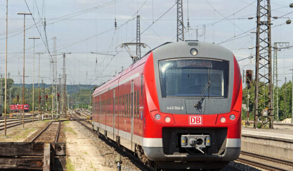 Es soll vorangehen mit dem Ausbau der Bahnstrecke zwischen Bayreuth und Schnabelwaid. Symbolfoto: pixabay