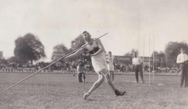 September 1929: Gottfried Weimann bei einem Leichtathletik-Wettbewerb in Basel. Foto: Archiv Stephan Müller / Familie Weimann