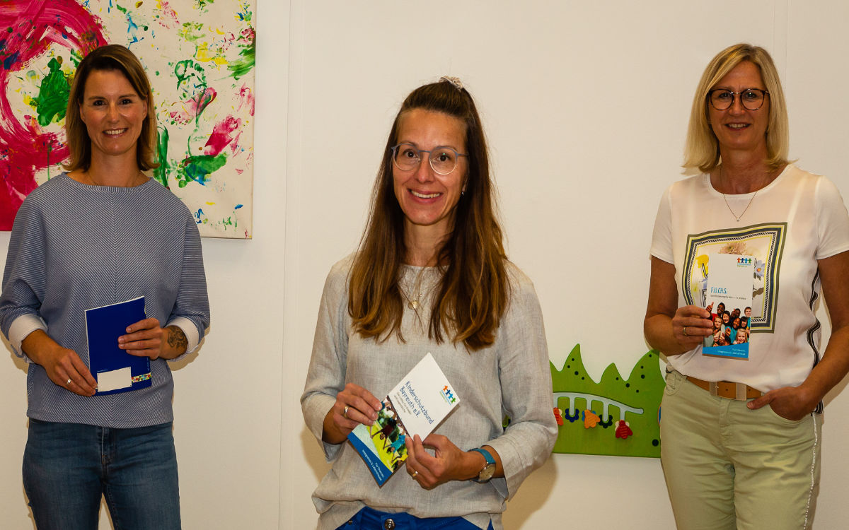 Im Bild (v.li.) die Sozialpädagoginnen Diana Bayreuther, Judith Dostal und Ulrike Thoma-Korn. Foto: Ingo Knoll