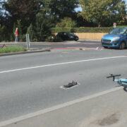 Am Montag (21.9.2020) hat ein Auto in Bayreuth einen Fahrradfahrer erfasst. Foto: News5/Holzheimer
