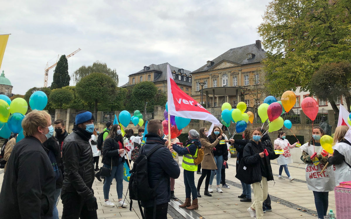 Der öffentliche Dienst hat am 19.10.2020 auch in Bayreuth gestreikt. Die Beschäftigten fordern höhere Löhne. Foto: Katharina Adler