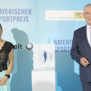 Am Samstag (24.10.2020) hat Triathletin Anne Haug aus Bayreuth den Bayerischen Sportpreis erhalten. Foto: Bayerische Staatsregierung