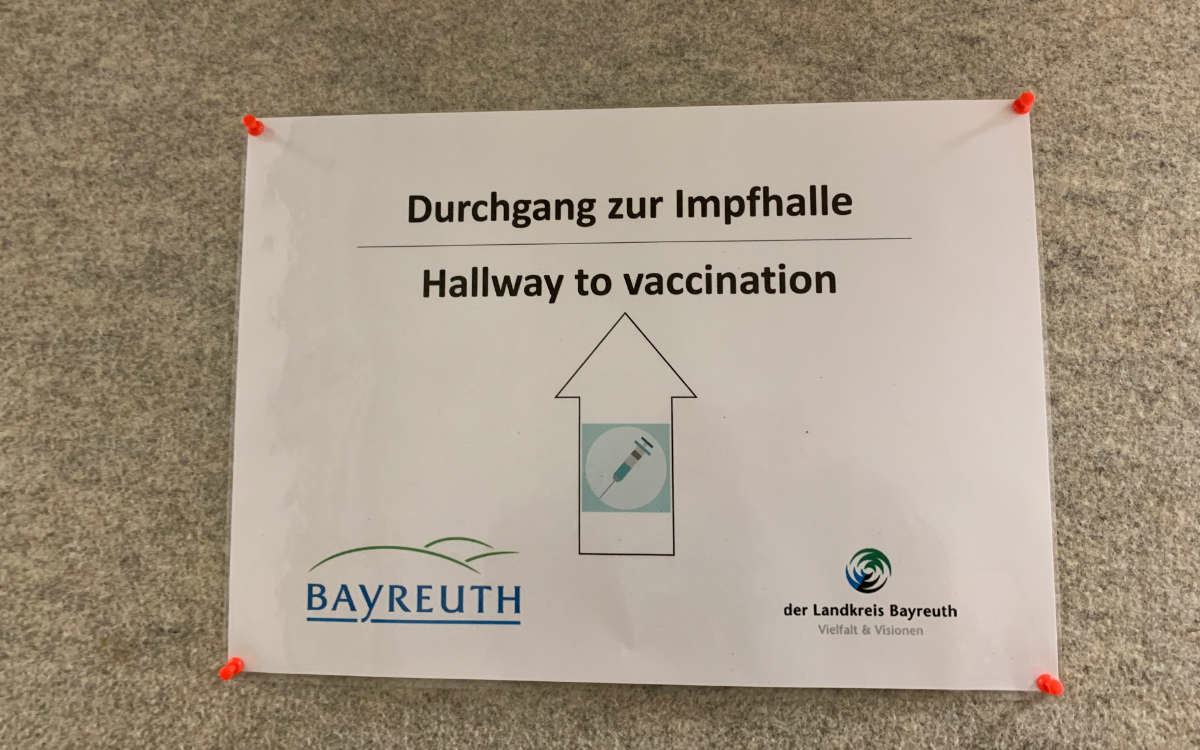 Das gemeinsame Impfzentrum von Bayreuth Stadt und Land in der Kolpingstraße 7 in Bayreuth. Foto: Katharina Adler