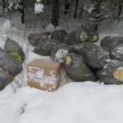 Müllsünder bei Kupferberg: Die Polizei sucht Zeugen. Foto: Polizei