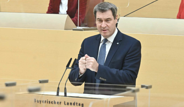 Der Ministerrat beschloss die Verlängerung der Corona-Maßnahmen in Bayern. Symbolfoto: Rolf Poss (Bildarchiv Bayerischer Landtag)