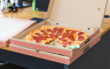 Der scheinbar hungrige Dieb steckte reichlich Pizzas ein. Symbolfoto: Pixabay