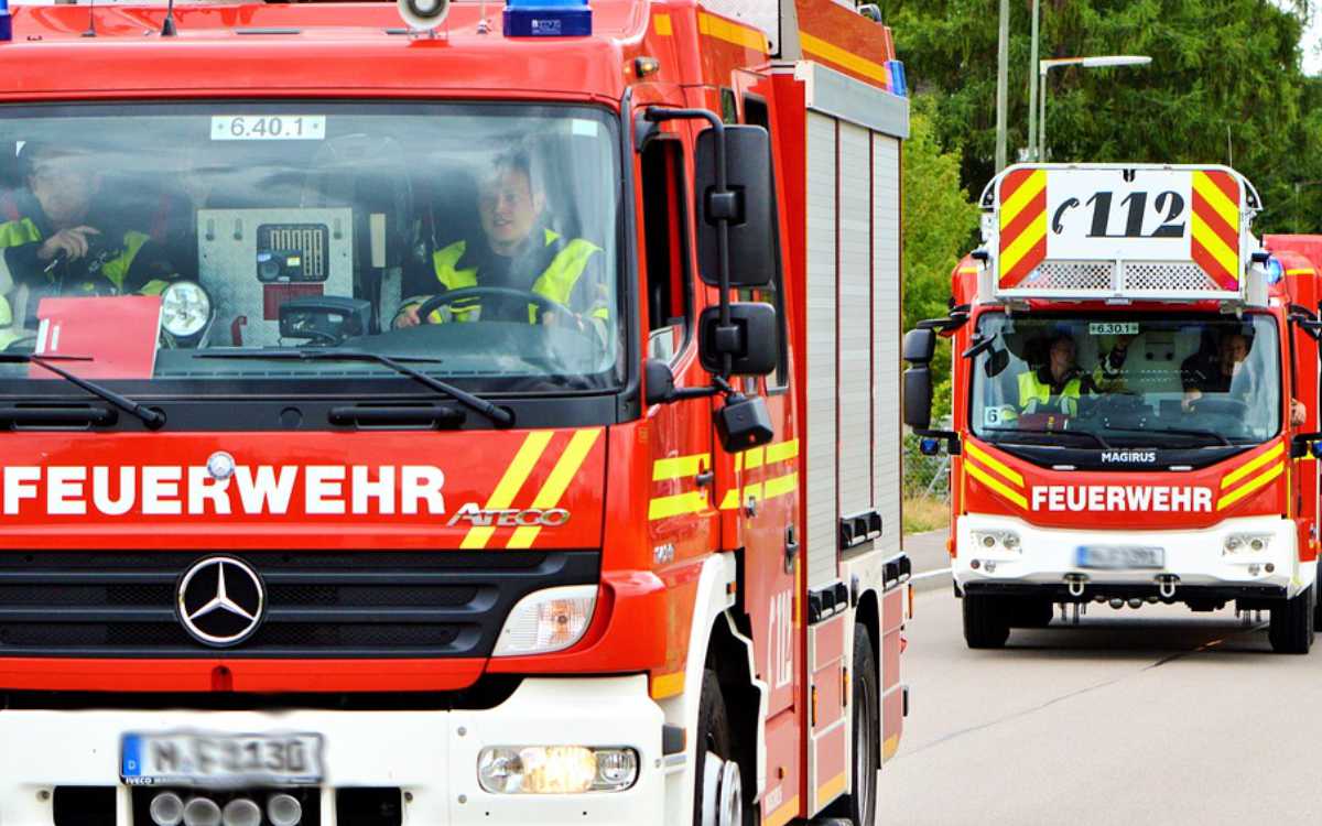 Bei einem Lkw-Brand auf einer Rastanlage in Himmelkron (Landkreis Kulmbach) kam am Samstag (21. Mai 2022) ein Lkw-Fahrer ums Leben. Symbolfoto: Pixabay