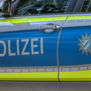 In Oberfranken wurde ein Mopedfahrer bei einem Unfall lebensgefährlich verletzt. Symbolbild: pixabay