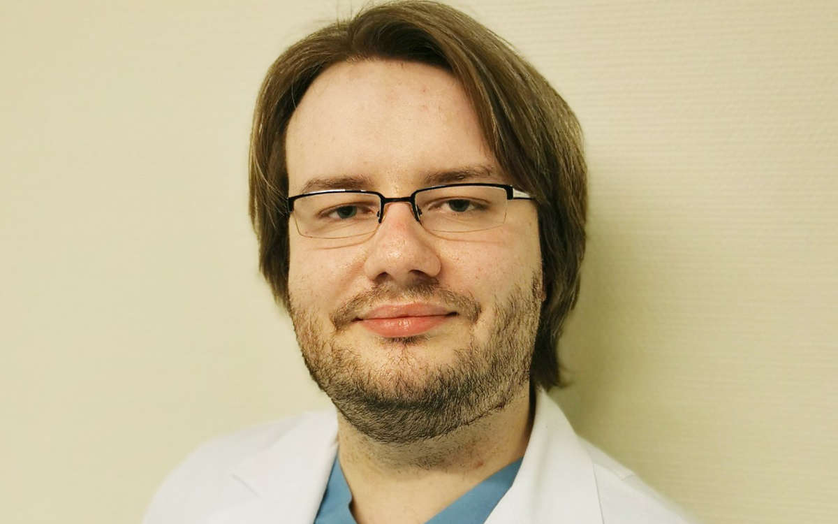 Jakob Kalisch, Assistenzarzt am Klinikum Bayreuth, spricht über seine Corona-Infektion. Foto: Klinikum Bayreuth GmbH