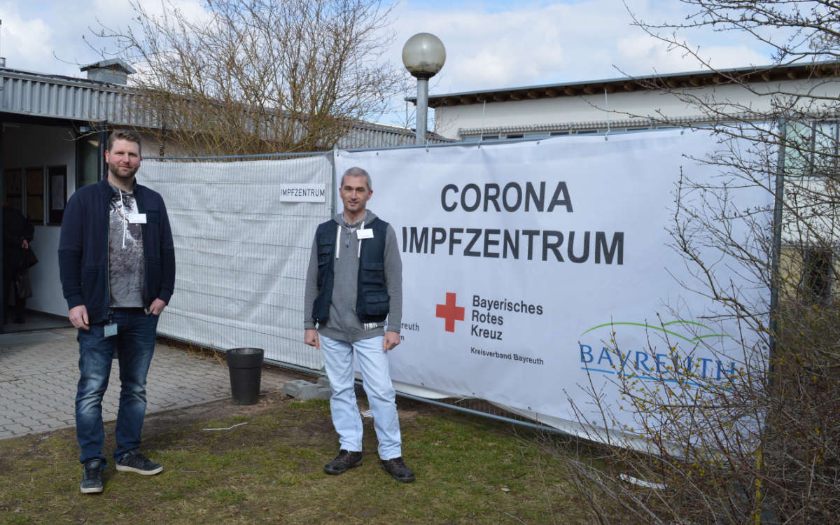 Am Donnerstag (18.3.2021)hat das Landratsamt Bayreuth einen besonderen Einblick in die in die ehrgeizige Bekämpfung der Corona Pandemie seiner Mitarbeiter gegeben. Foto: Raphael Weiß 