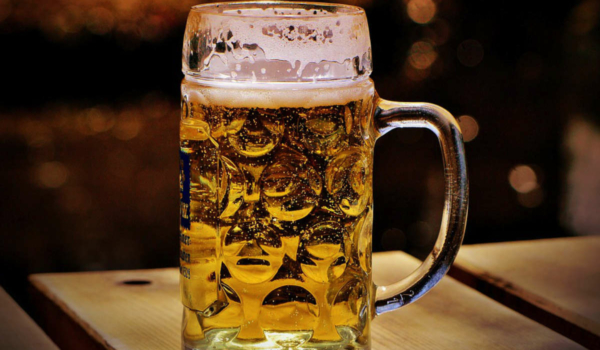 Die Maß Bier auf der Kulmbacher Bierwoche 2022 wird teurer. Symbolfoto: Pixabay