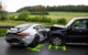 Bei Schlüsselfeld ist am 10. Juni ein Sportwagen beim Überholen mit zwei Autos kollidiert. Zwei Personen wurden schwer verletzt. Bild: NEWS5