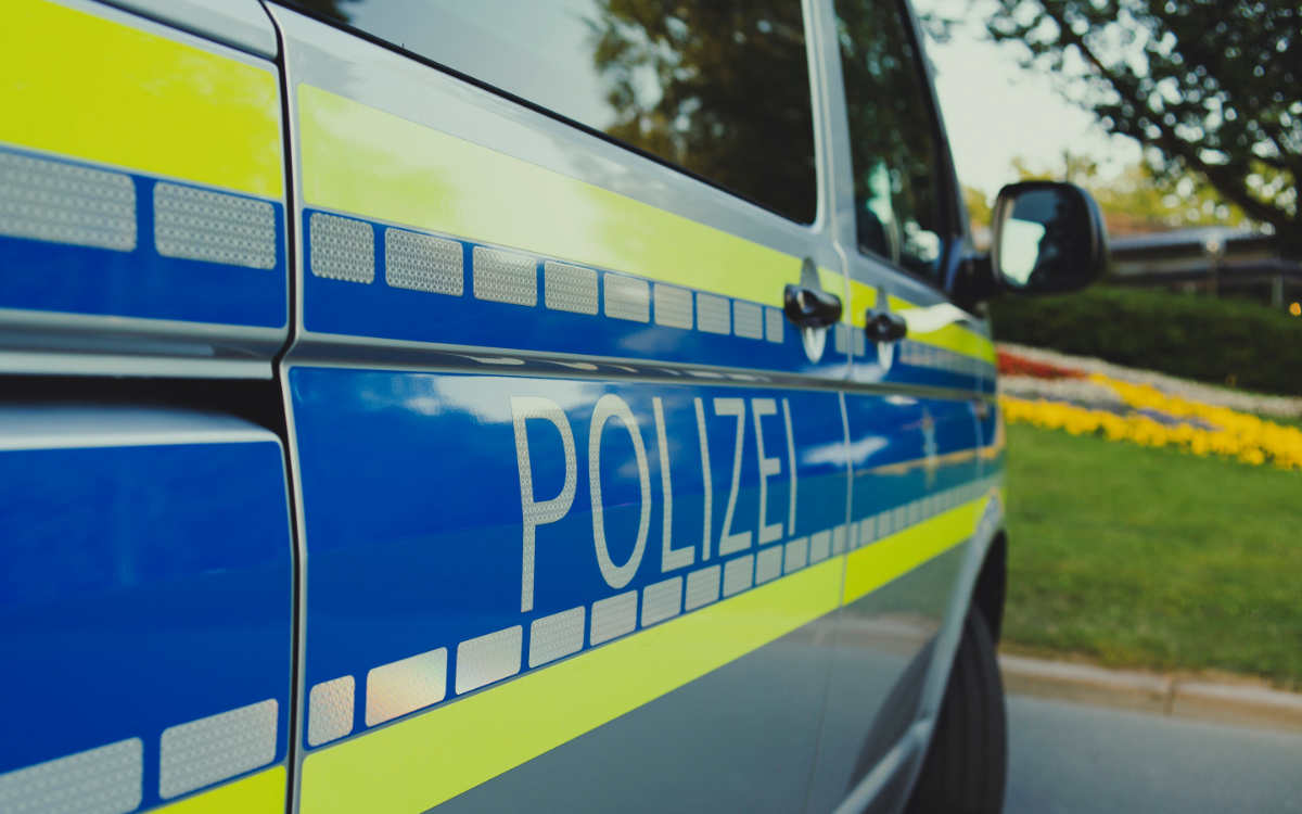 In Mittelfranken kam es heute zu einem Unfall bei dem ein Einsatzfahrzeug beteiligt war. Symbolbild: pixabay