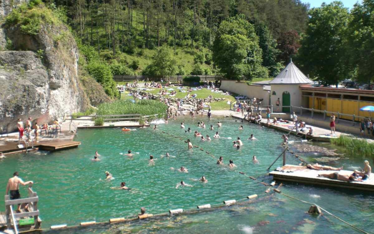 Das Felsenbad in Pottenstein hat überregionale Bedeutung. Soll die Gemeinde dafür die Kosten alleine tragen? Symbolfoto: Tourismusbüro Pottenstein
