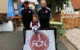 Der 1. FC Nürnberg hat dem kleinen Ryan Hacker aus Bayreuth ein Geschenk überreicht. V.l.n.r.: Bernd Reindl, Camp-Leiter 1. FCN, Ryan Hacker und Klaus 