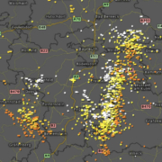 Blitze über Bayreuth: Hier hat der Blitz besonders häufig eingeschlagen. Foto: Screenshot / Kachelmanwetter.com