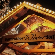 Erstmals in der Geschichte des Winterdorfes wird es ein Public-Viewing geben. Archivbild: Bayreuther Winterdorf