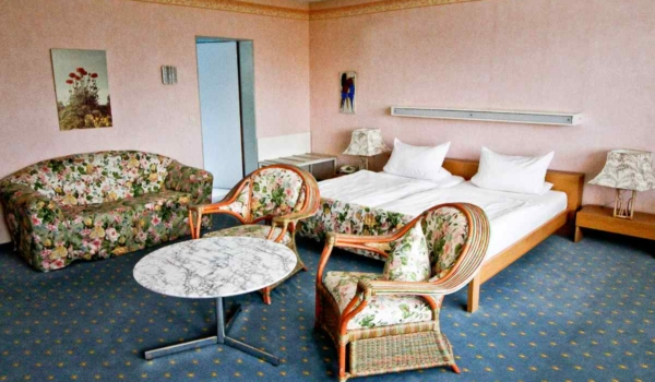 Diese Hotelzimmer wurden ukrainischen Flüchtlingen zu überhöhten Preisen vermietet. Archivbild: Waldhotel Stein/Marco Henschel