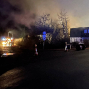Dachstuhlbrand in Himmelkron (Landkreis Kulmbach) am 20. Dezember 2021: Eine 83-jährige Frau wurde verletzt. Bild: News5/Holzheimer