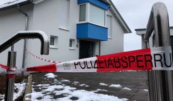 In Mistelbach (Landkreis Bayreuth) wurde am 9. Januar 2022 ein getötetes Ehepaar im eigenen Haus aufgefunden. Bild: Jürgen Lenkeit