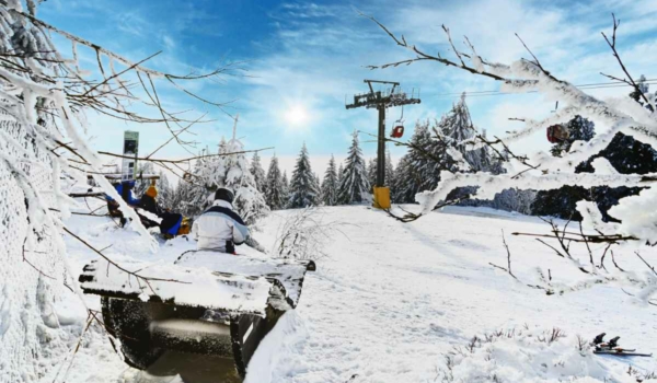 Die Wintersaison am Ochsenkopf startet nächste Woche. Archivbild: Touristeninfo Warmensteinach