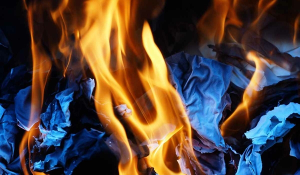 In Creußen im Landkreis Bayreuth ist in einem Stall ein Feuer ausgebrochen. Symbolbild: pixabay