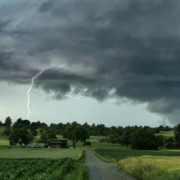 Schwere Gewitter und Starkregen hat der DWD am Montag (20. Juni 2022) für weite Teile Süddeutschlands angekündigt. Symbolbild: Pixabay