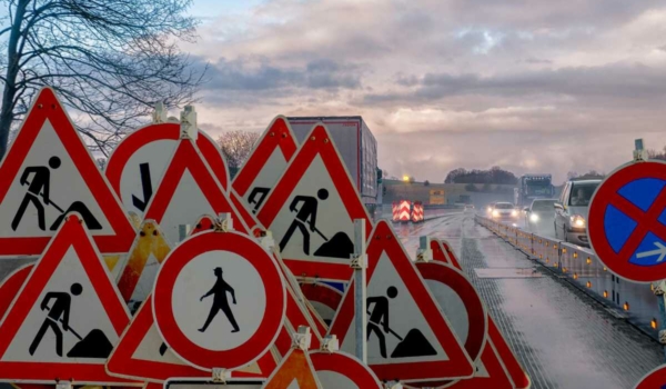 Bayreuths Autofahrer müssen sich wieder auf eine neue Baustelle einstellen. Symbolbild: Pixabay