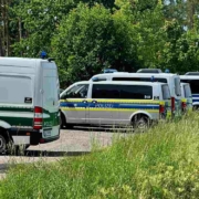 Im Fall der vermissten 28-Jährigen Frau aus Bad Rodach (Landkreis Coburg) wurden am Montag (23. Mai 2022) eine Frauenleiche gefunden und abends ein Tatverdächtiger verhaftet. Bild: News5/Fricke