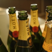 Champagner der Marke Moët & Chandon muss abermals wegen Drogen aus dem Verkehr gezogen werden. Foto: Pixabay