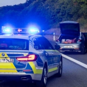 A70: Wegen eines Familienstreits wurde die Autobahn zwischen Bamberg und Schweinfurt am Samstag (16. Juli 2022) komplett gesperrt. Bild: NEWS5/Merzbach