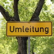 Die Dammallee in Bayreuth wird ab dem 1. August halbseitig gesperrt. Symbolbild: Pixabay