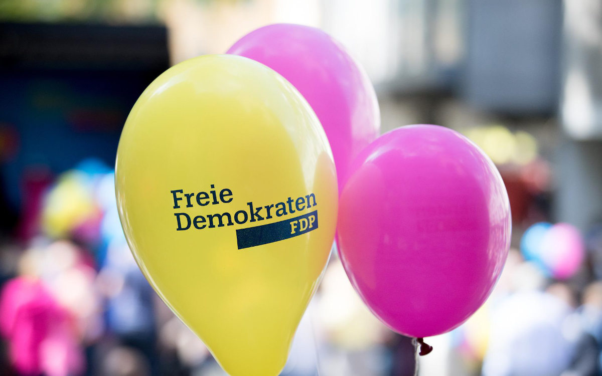 Der Vorsitzende der FDP Bayreuth-Land, Stefan Bätz, tritt zurück. Symbolbild: Pixabay