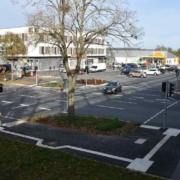 In Bayreuth wurde der Umbau des Verkehrsknotenpunkts Königsallee/Hasenweg abgeschlossen. Bild: Stadt Bayreuth