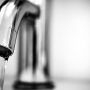 Die Stadtwerke Bayreuth haben die Quelle für die erhöhte Keimzahl im Trinkwasser gefunden. Symbolbild: Pixabay