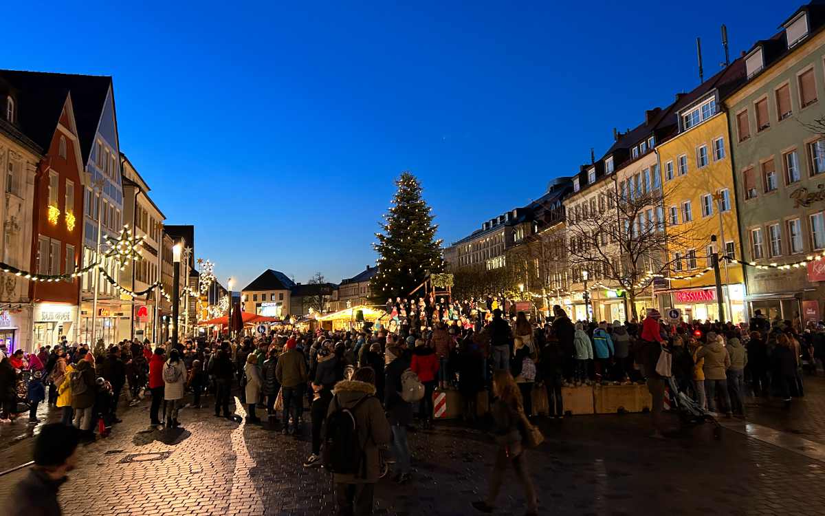 Der Bayreuther Christkindlesmarkt hat ab heute geöffnet. Bild: Annika Flatz