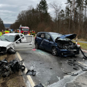 Am Sonntagnachmittag, dem 5. März 2023, kam es zwischen Bamberg und Pödeldorf zu einem schweren Unfall. Bild: News5/Merzbach