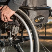 Der Behindertenrat kritisiert die Inklusionsmaßnahmen in Bayreuth. Symbolbild: Pixabay