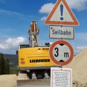 Die Bauarbeiten am Ochsenkopf-Nordhang gehen sichtlich voran. Foto: Johannes Pittroff