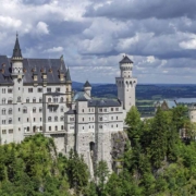 Vor der malerischen Kulisse des Schlosses Neuschwanstein ist eine schreckliche Tat geschehen. Archivfoto: Pixabay
