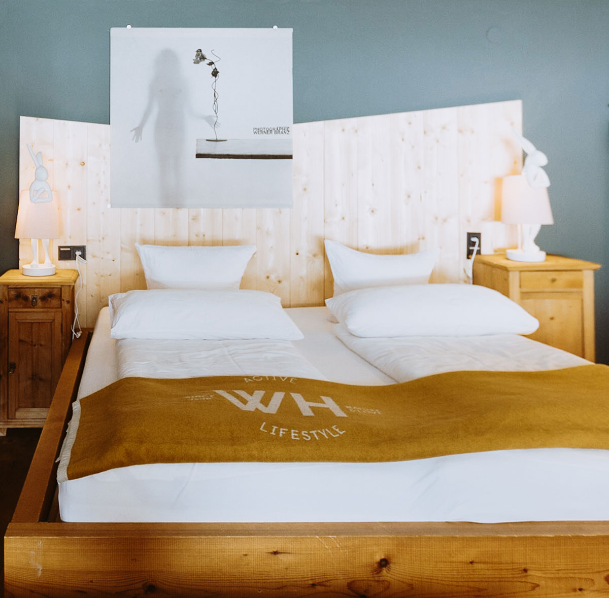 Stilvolles Zimmer Alpinista ©Boutique Hotel Walliserhof