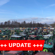 Der Bayreuther Volksfestplatz ist voll mit Traktoren. Rund 1000 Fahrzeuge sind angereist. Foto: bt-Redaktion
