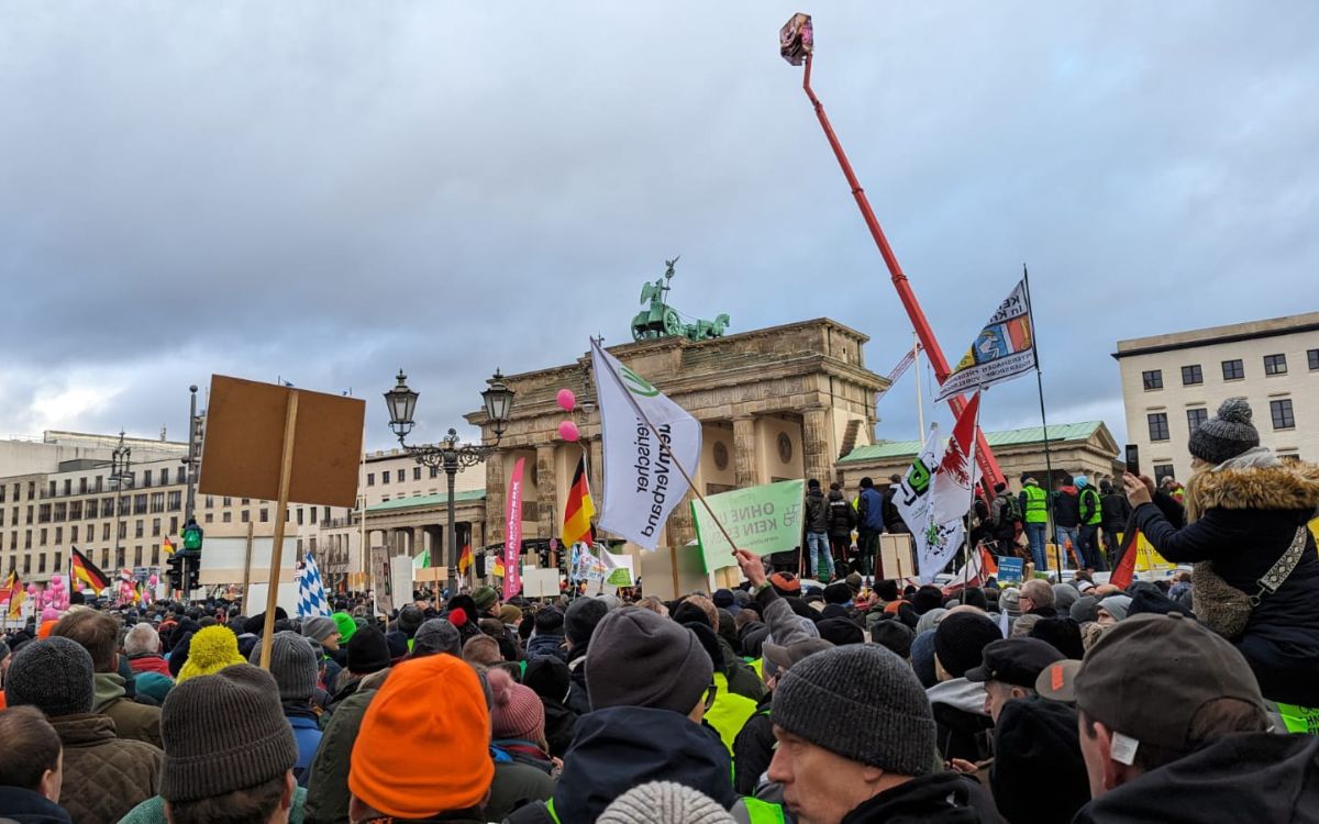 In Berlin protestieren Landwirte gegen die Ampel-Regierung. Foto: privat
