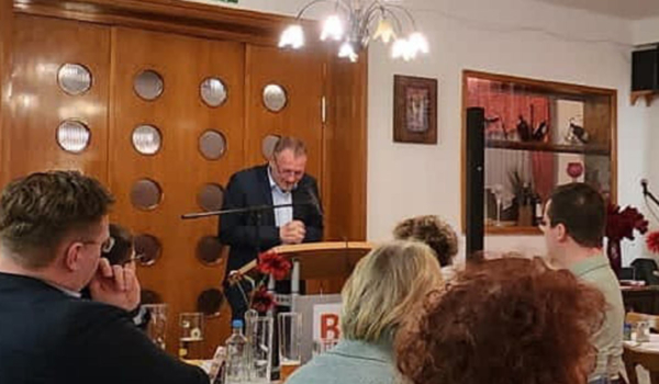Stephan Müller hat beim politischen Aschermittwoch der Bayreuther Gemeinschaft (BG) eine Rede gehalten, die noch immer nachhallt. Foto: Facebook / Bayreuther Gemeinschaft