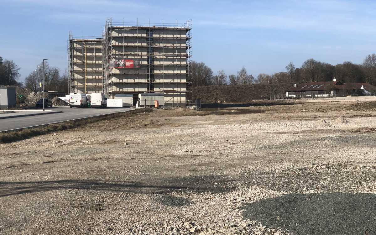 Hier an der Universitätsstraße soll das neue Bayreuther Studentenwohnheim entstehen. Archivfoto: Bjarne Bahrs